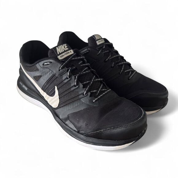 Nike Dual Fusion Men’s 11.5 Black White Low Top Lace Up Sneakers 724448-001 - Picture 1 of 8